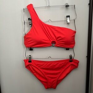 Vince Camuto bikini in fr